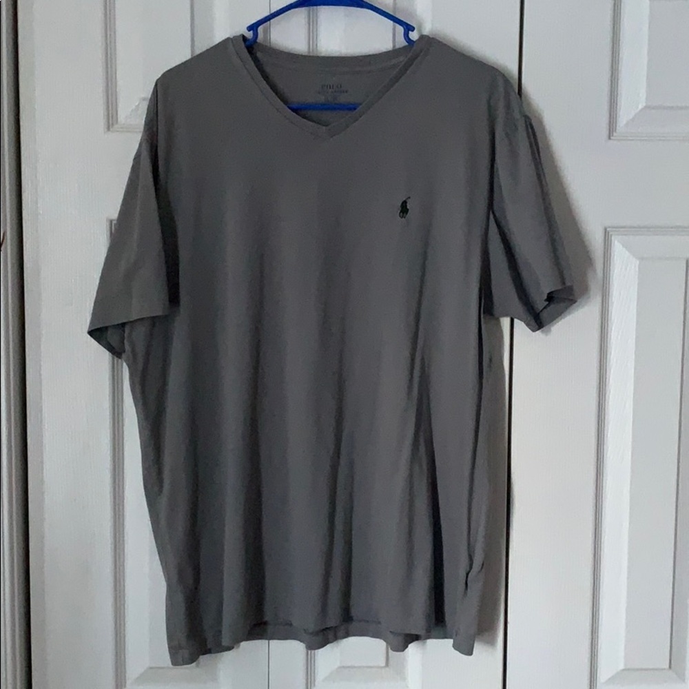 Men’s Polo v-neck